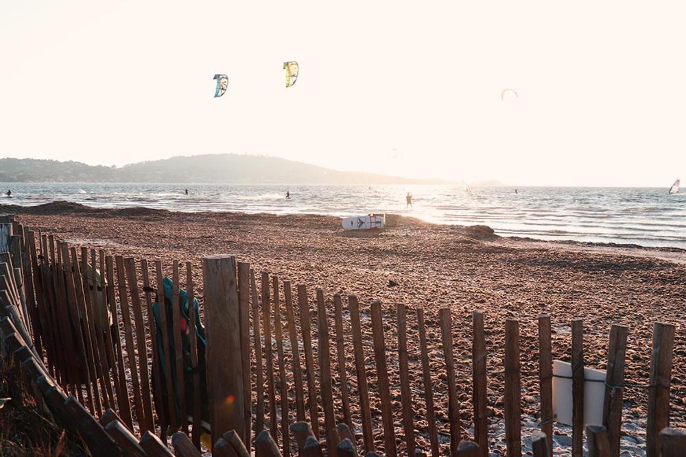 Bergerie Plage Renove Clim Balneo Plage Piscine Jardin Mediterraneen Hyeres Exterior photo